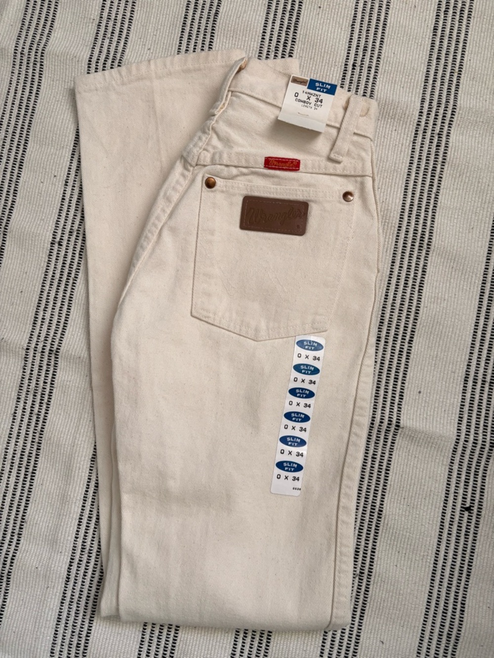 Wrangler Off-White Straight-Leg Jeans